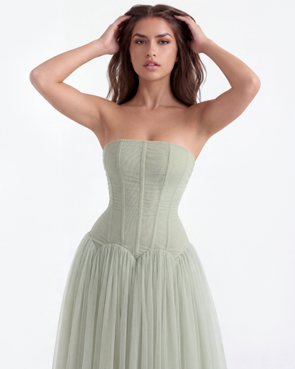 Vestido largo palabra de honor con corsé