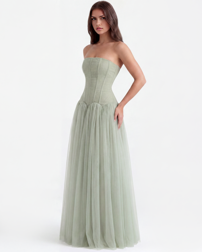 Vestido largo palabra de honor con corsé