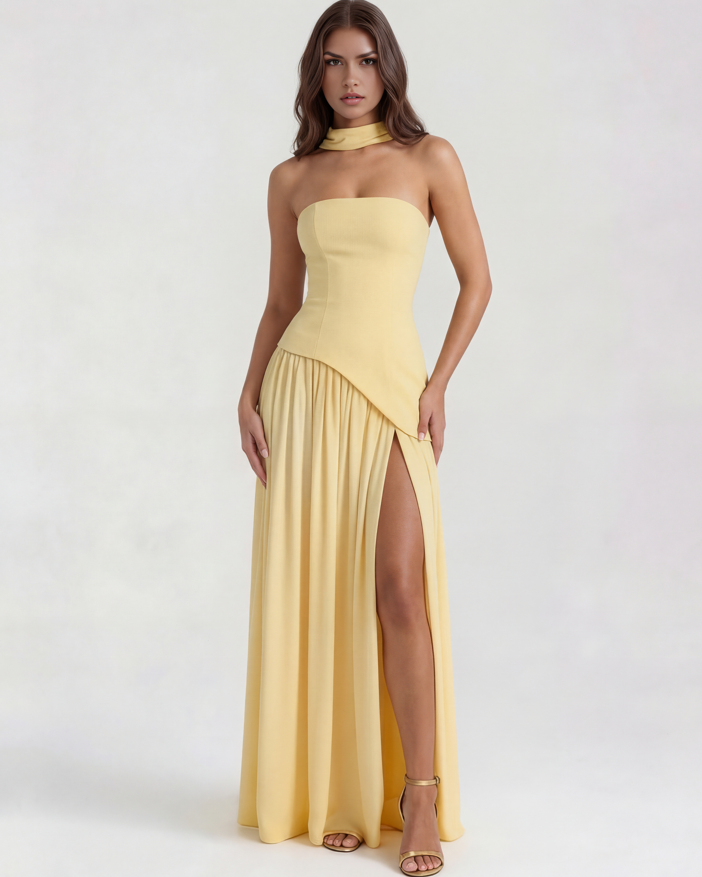 Vestido largo palabra de honor con abertura