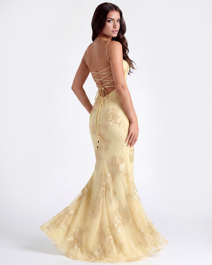 Vestido largo con corsé floral bordado
