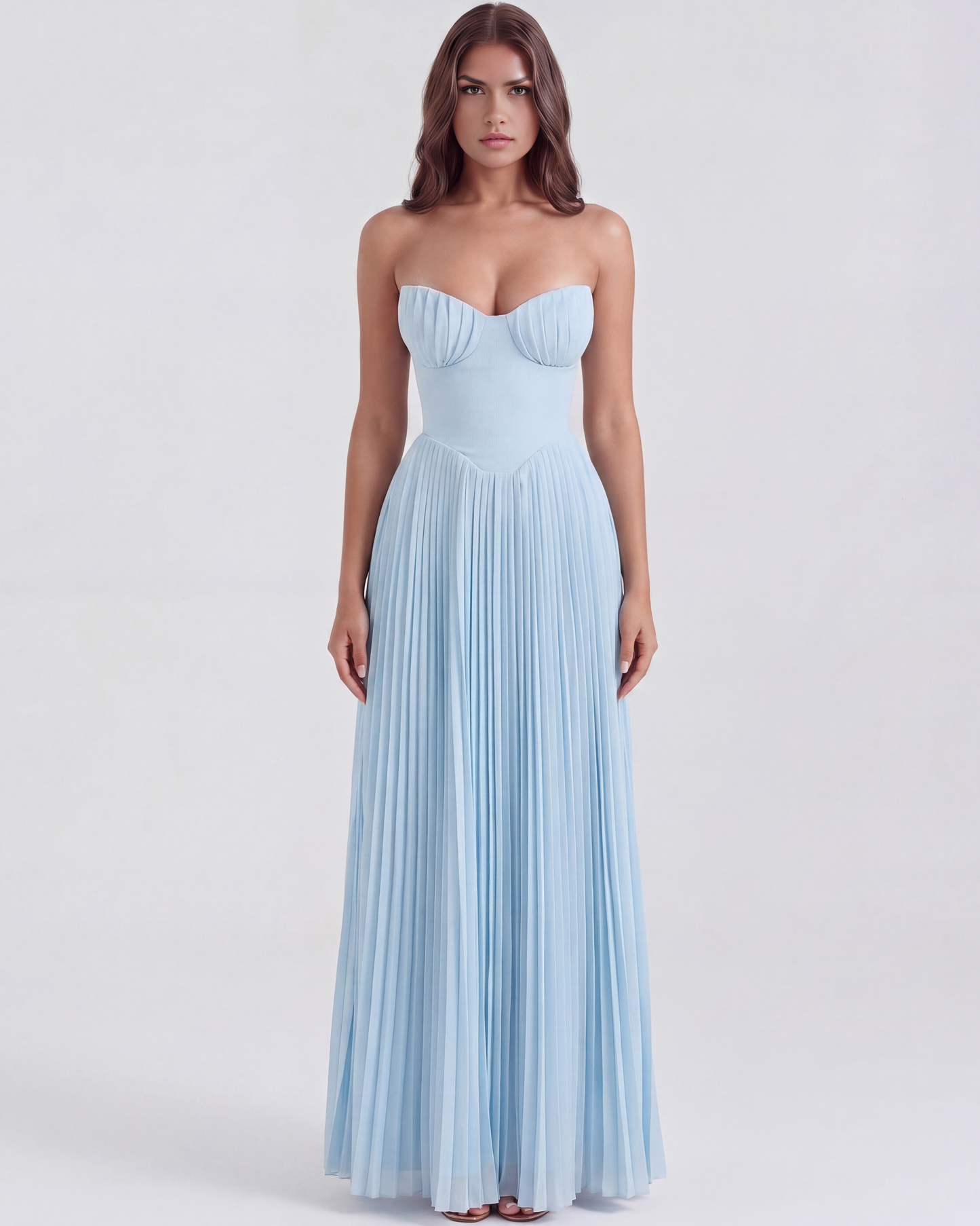 Vestido largo plisado con escote palabra de honor