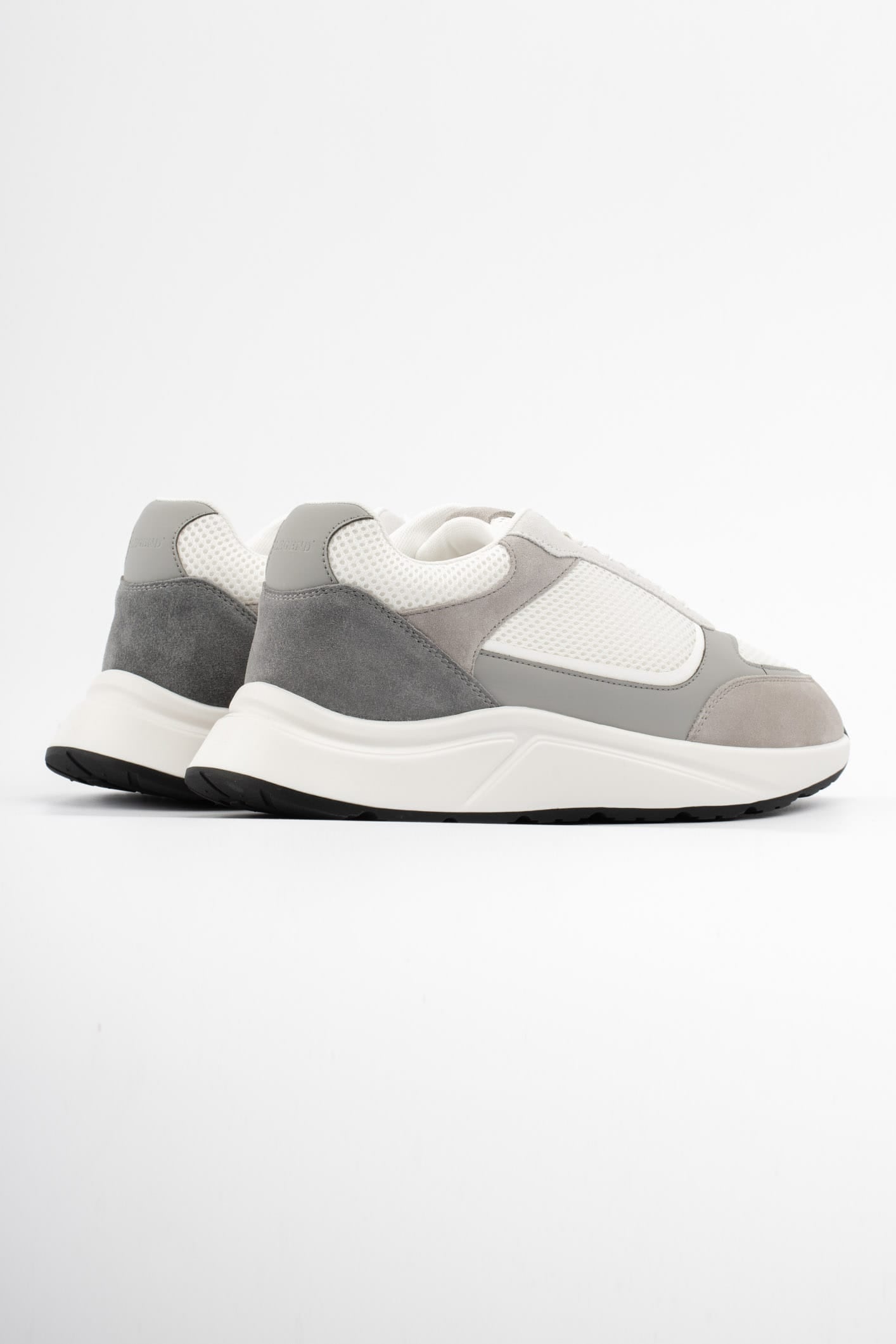 Soho Runner — Grey White