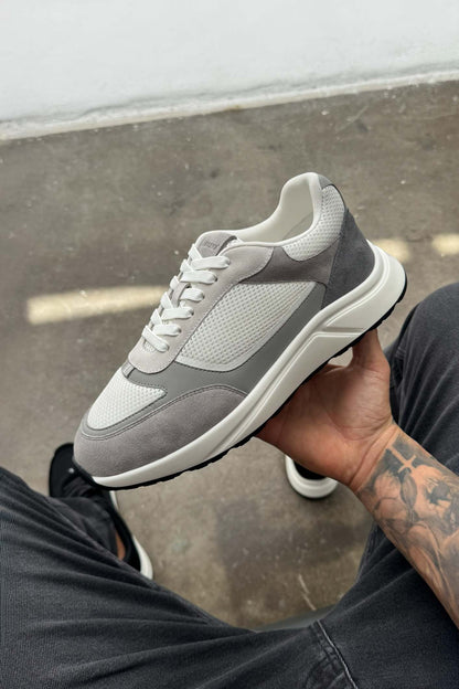 Soho Runner — Grey White