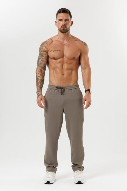 Relaxed Trouser — Taupe