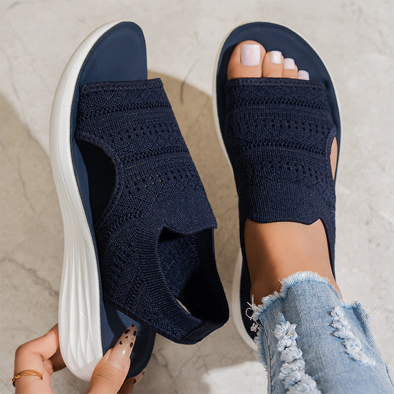 Zina knit platform sandals in Black